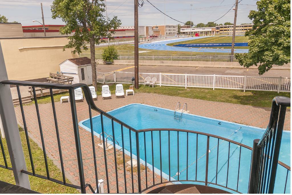 Motel Labarre 롱게일 외부 사진