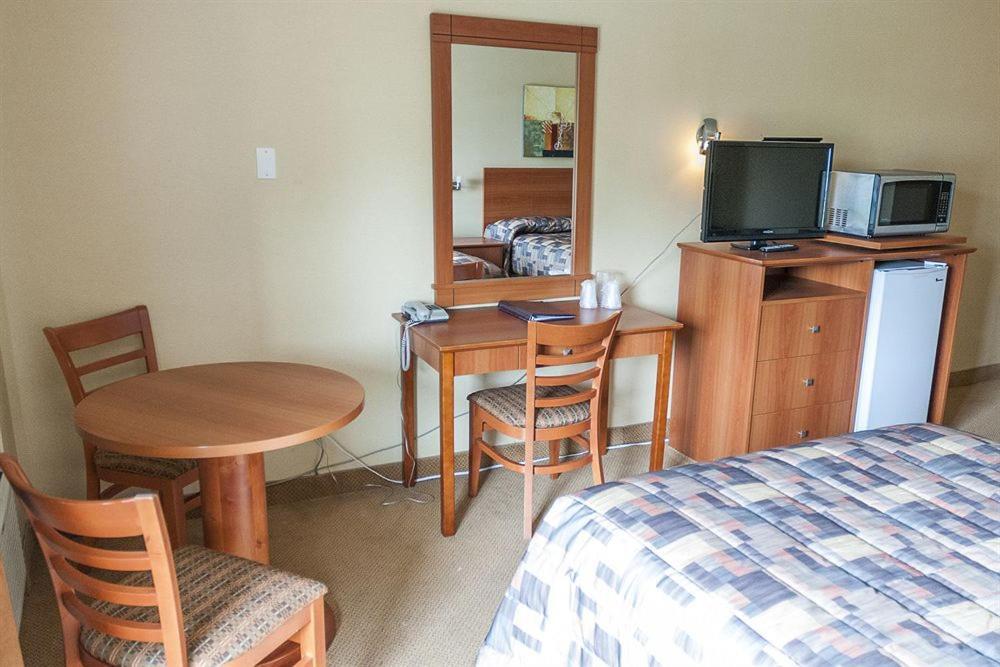 Motel Labarre 롱게일 외부 사진